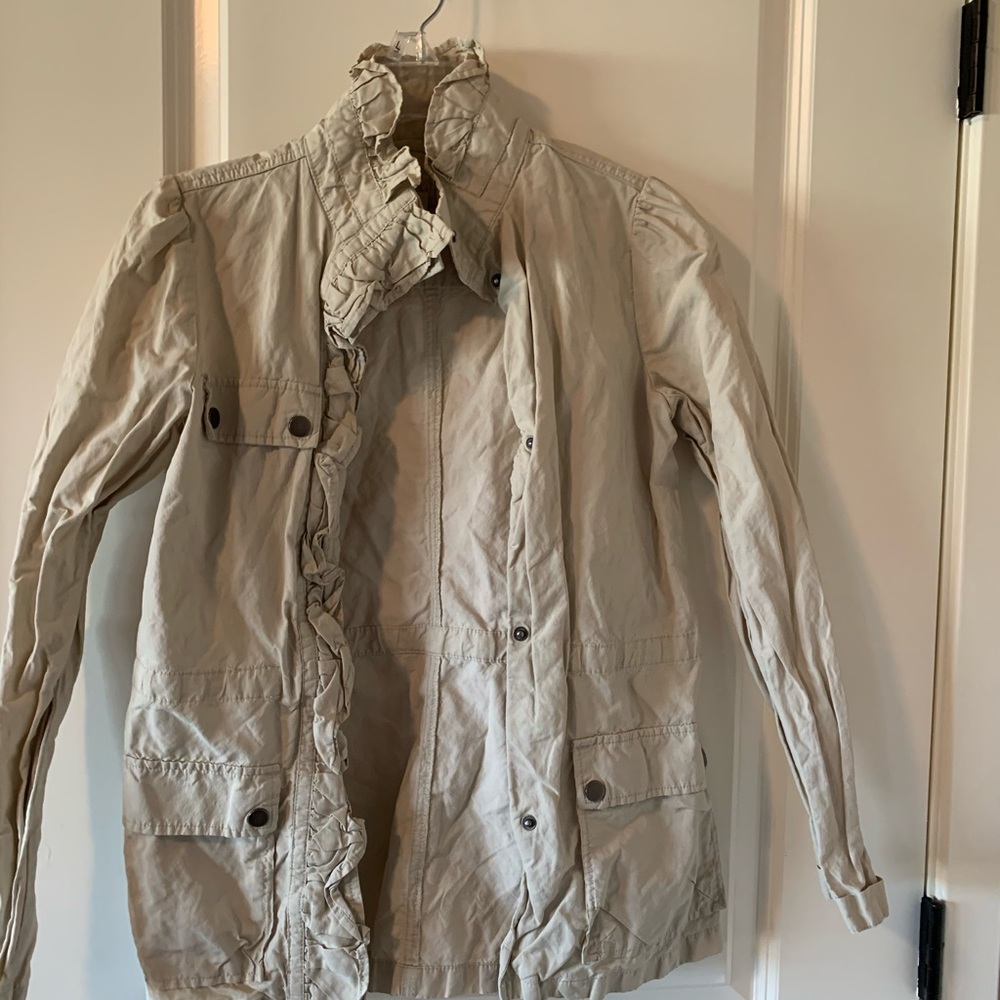 EUC Light Weight Ruffle Jacket - Picture 2 of 4